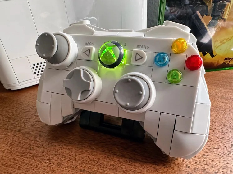 A photo of the Mega Blocks Xbox 360 Controller